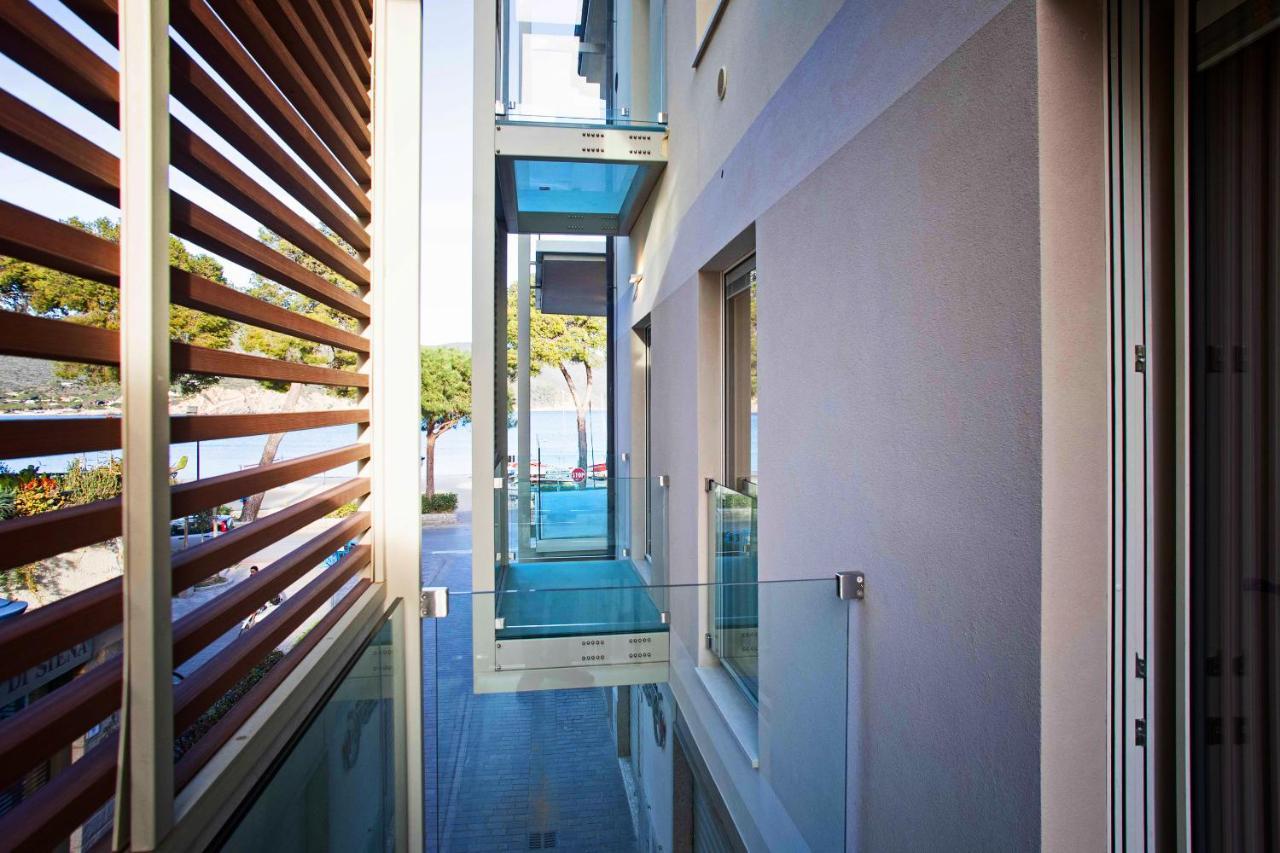 Vistamare Suite & Room Marina di Campo Bagian luar foto