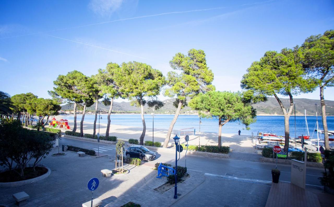 Vistamare Suite & Room Marina di Campo Bagian luar foto